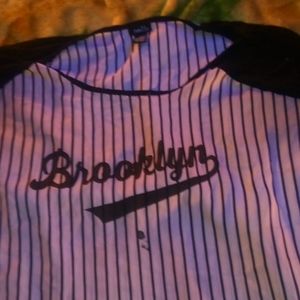 Rue 21 brooklyn blouse